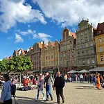 Rynek Pod Fredra * Wrocław