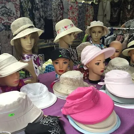 Rynek Pod Fredra Lägenhet