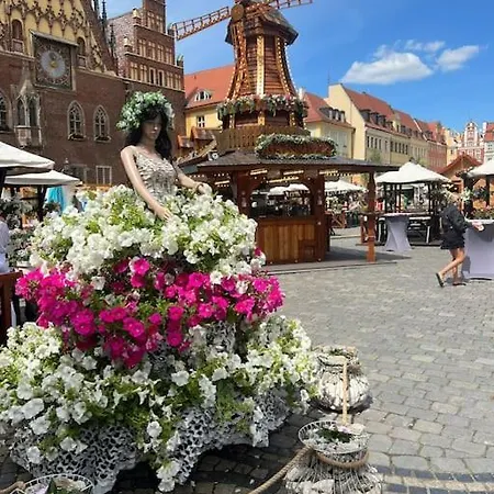 Rynek Pod Fredra Vratislav