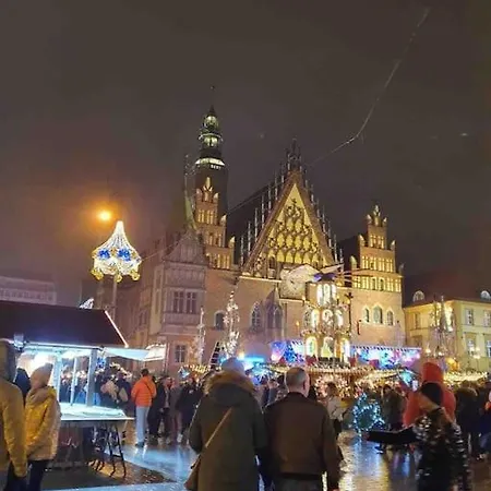 דירה Rynek Pod Fredra ורוצלב