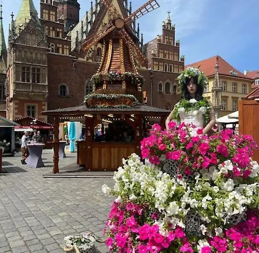 Rynek Pod Fredra Appartement *